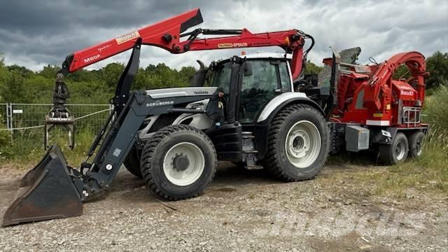 Valtra T194 Active Combi harvester