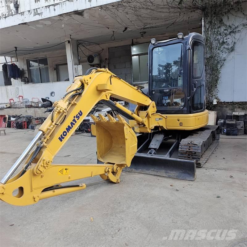 Komatsu PC 40 Miniekskavaatorid < 7 t