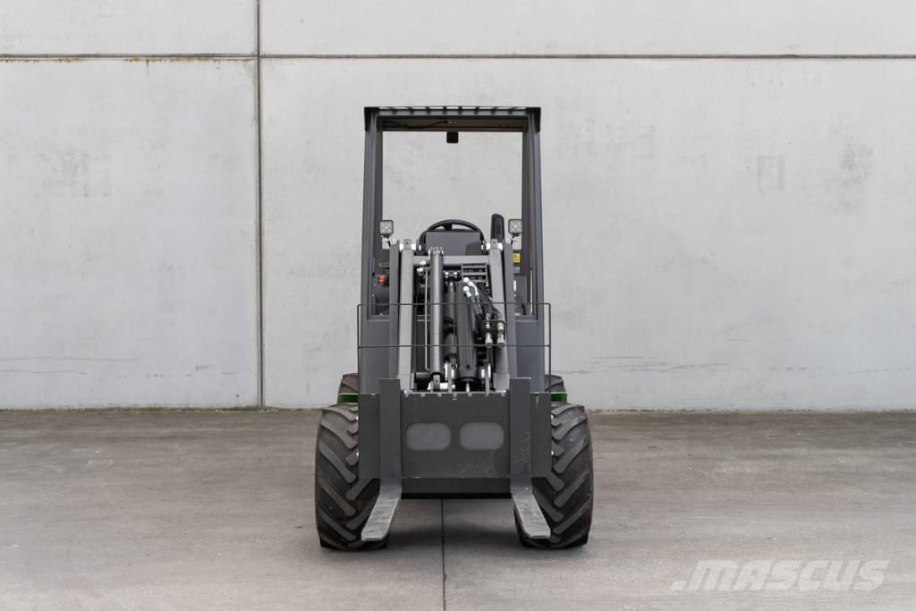 Castloaders 800 ECO Väikelaadurid