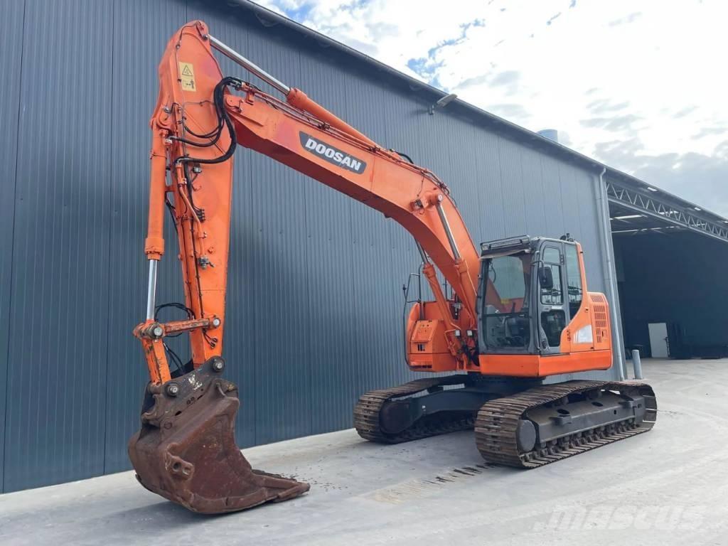 Doosan DX235LCR Roomikekskavaatorid