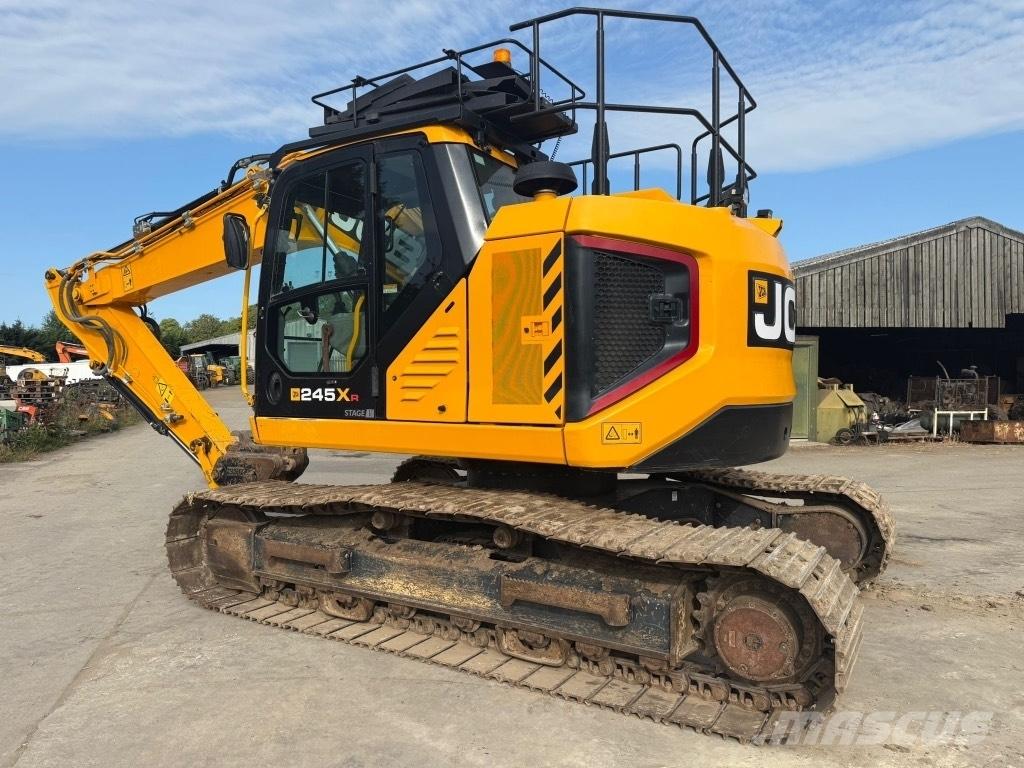 JCB 245 XLR Roomikekskavaatorid