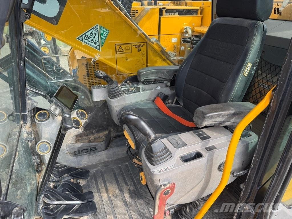 JCB 245 XLR Roomikekskavaatorid
