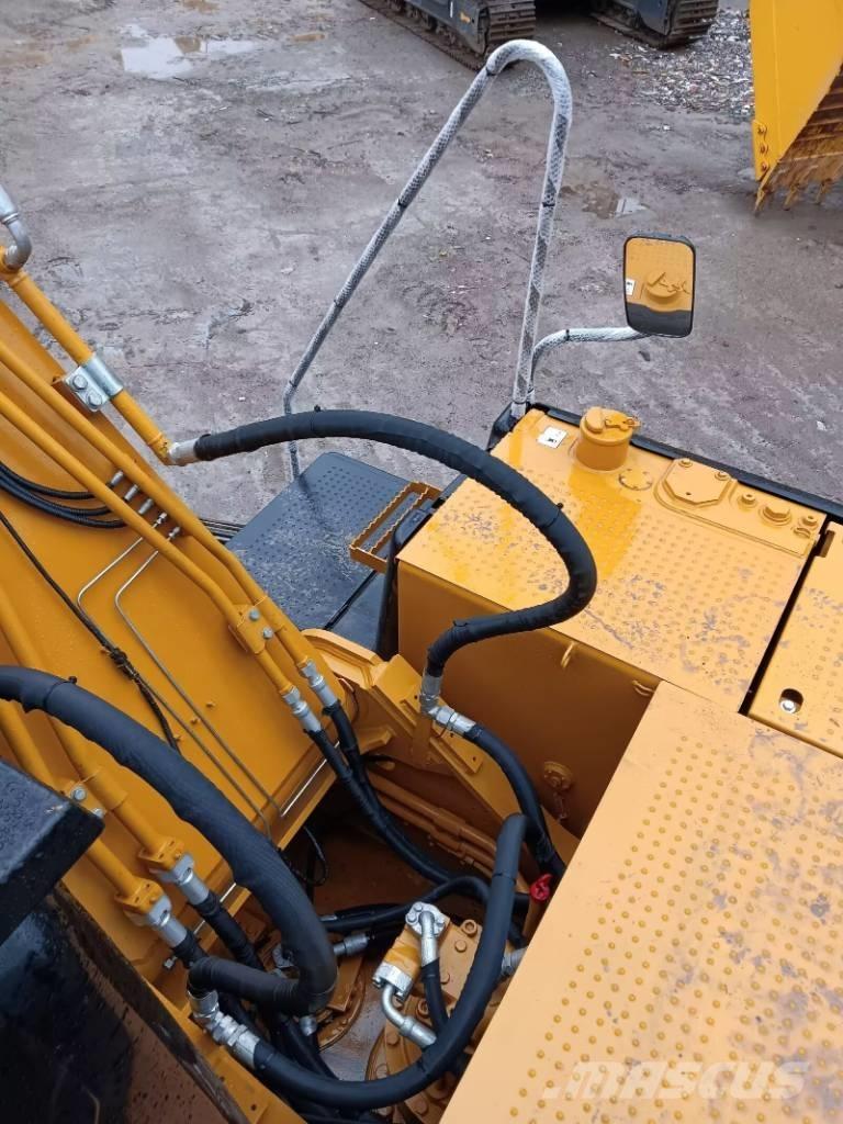 CAT 324 D2L Roomikekskavaatorid