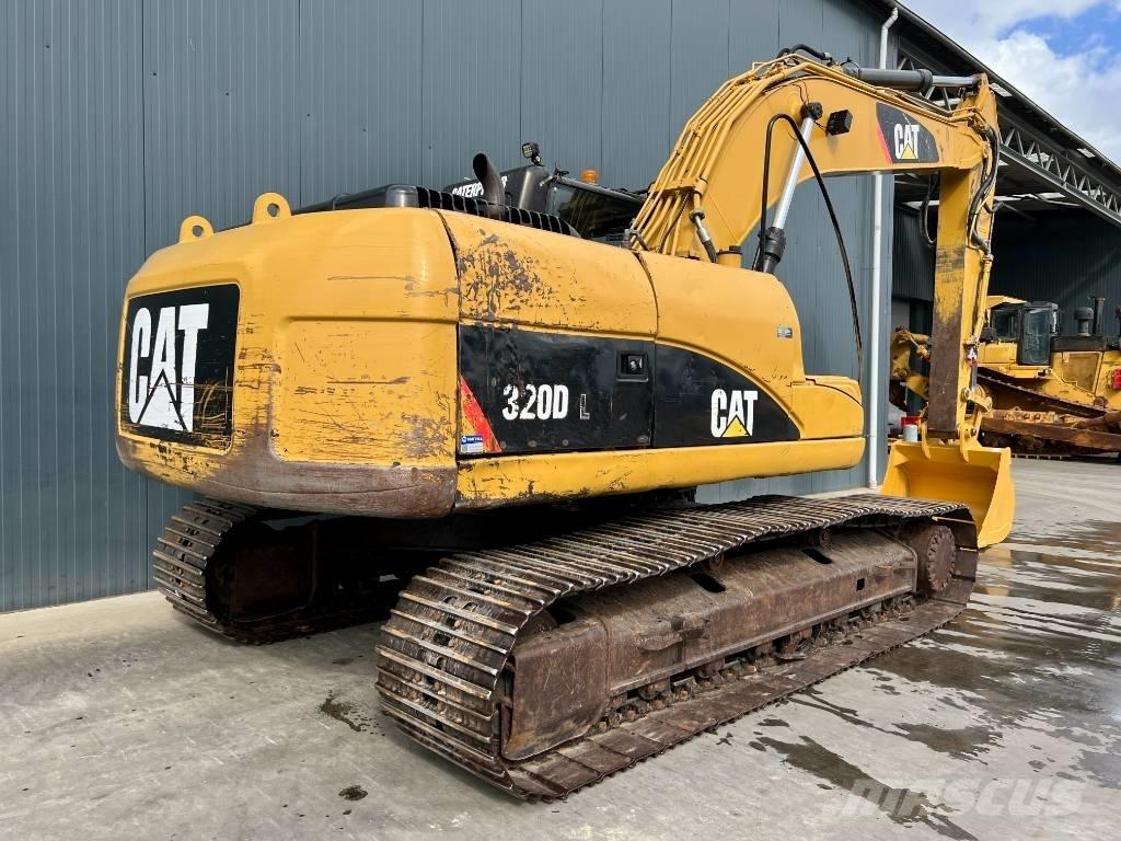 CAT 320D L Roomikekskavaatorid