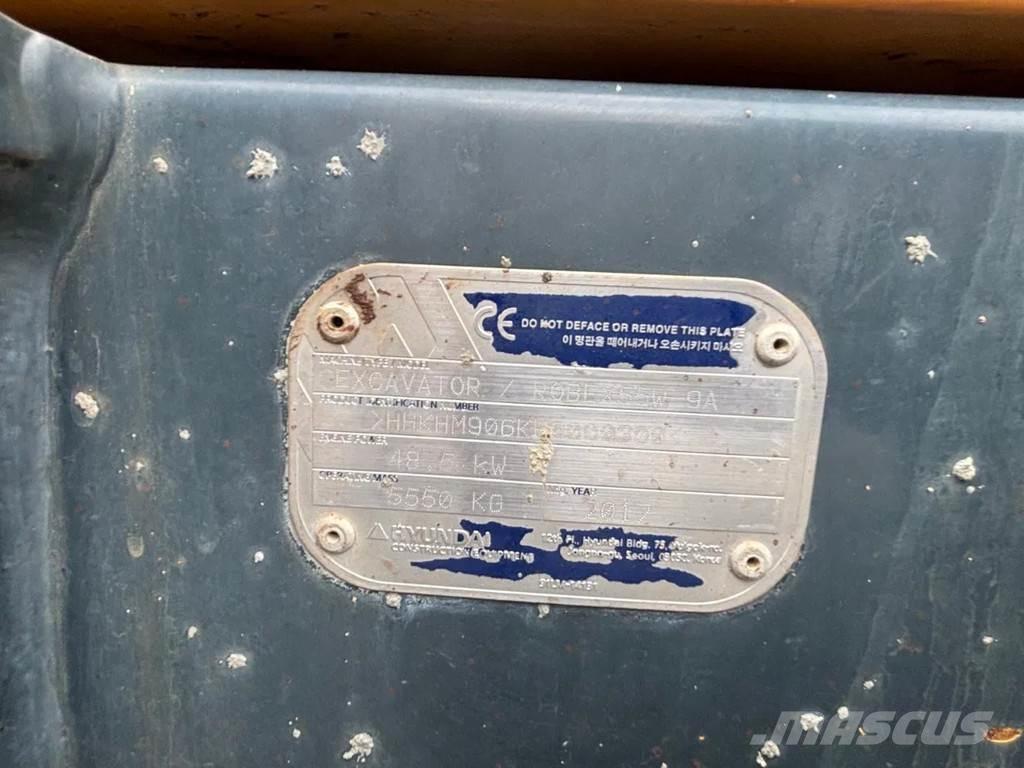 Hyundai R55W-9A Ratasekskavaatorid