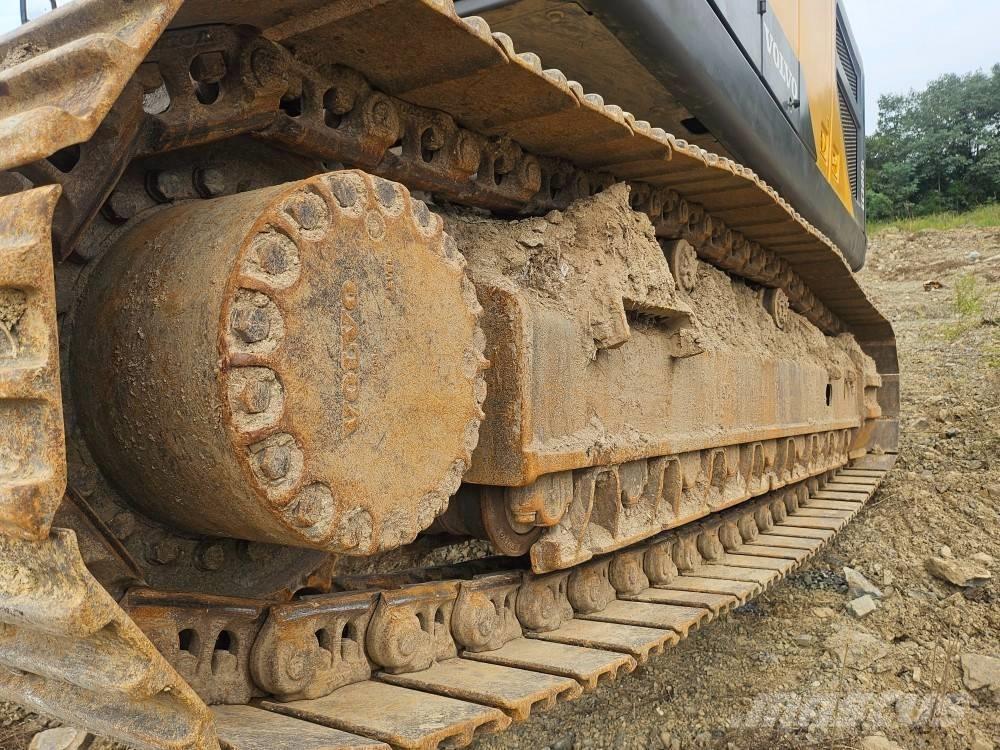 Volvo EC 300 E Roomikekskavaatorid