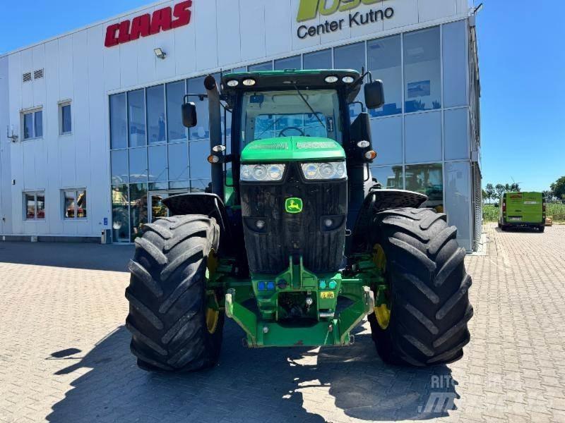 John Deere 7215 Traktorid