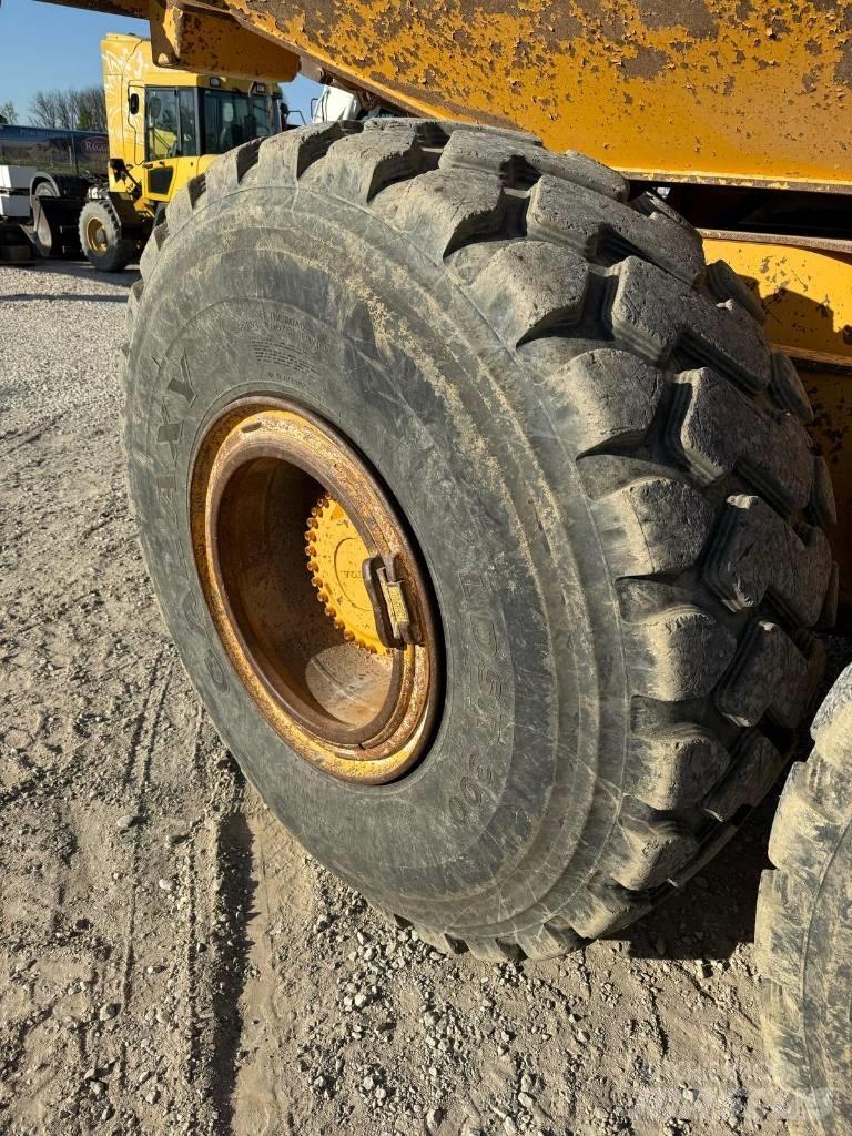 Volvo A 25 E Liigendraamiga pinnaseveokid