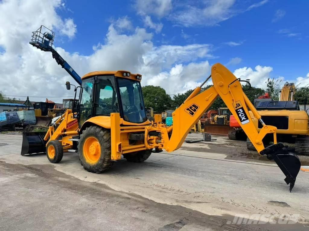 JCB 3CX Ekskavaatorlaadurid
