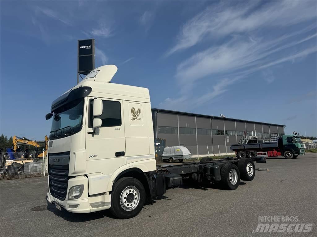 DAF XF 530 FAR Raamautod