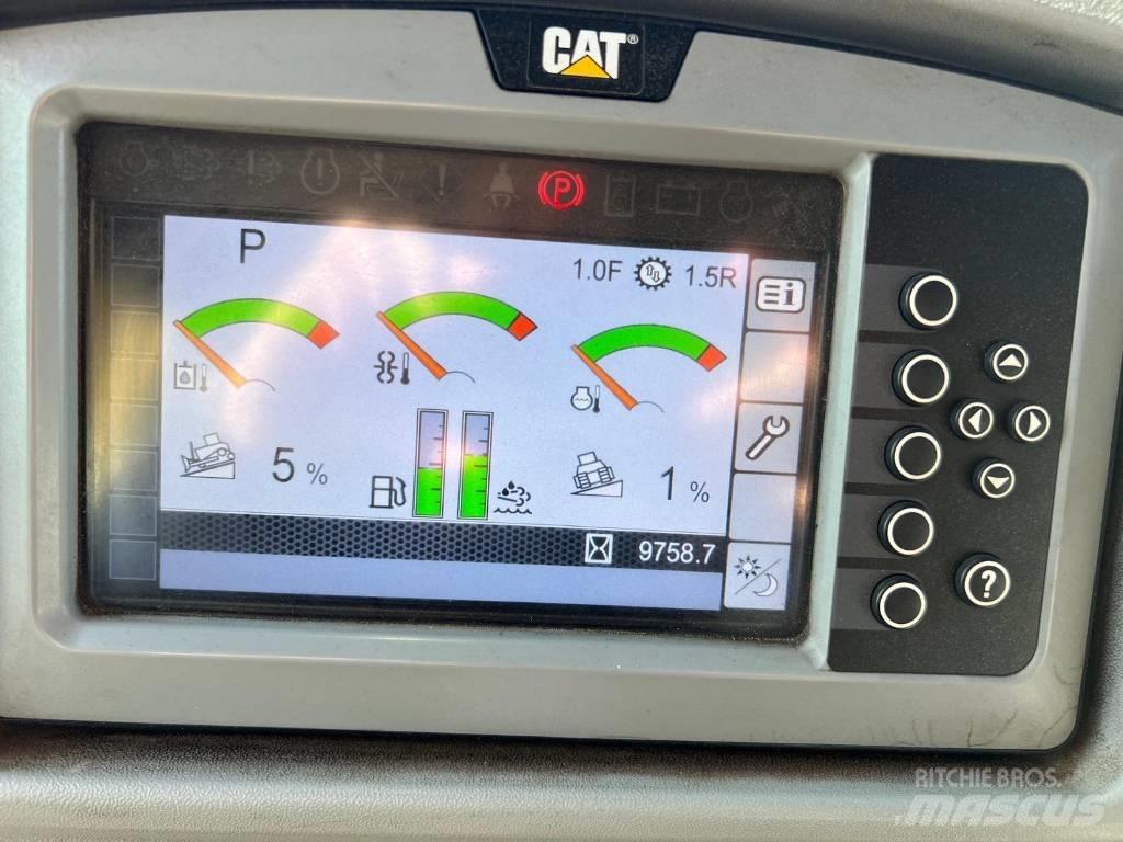 CAT D 8 T Buldooserid