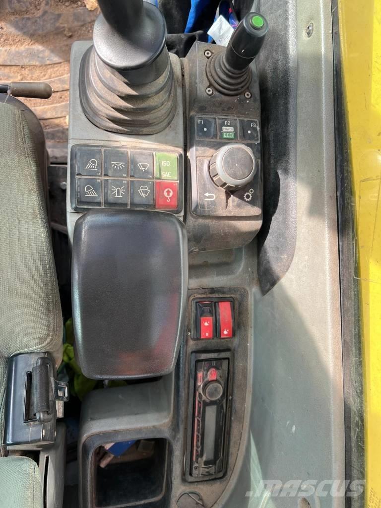 Neuson EZ 80 Väikeekskavaatorid 7t-12t