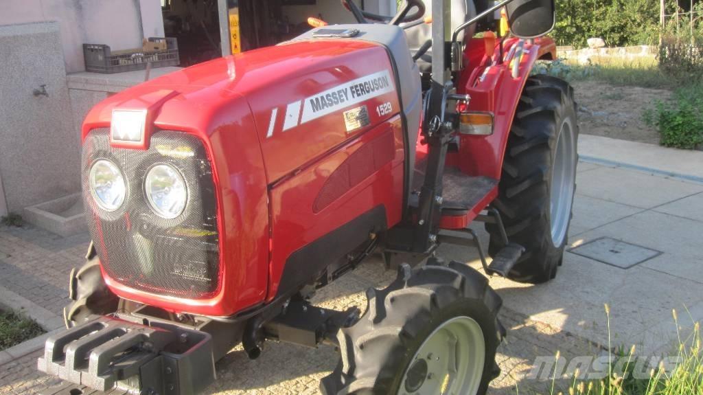 Massey Ferguson 1529 Traktorid