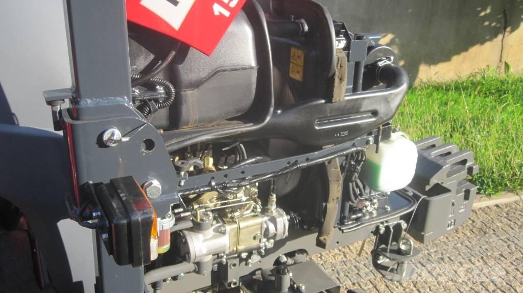 Massey Ferguson 1529 Traktorid