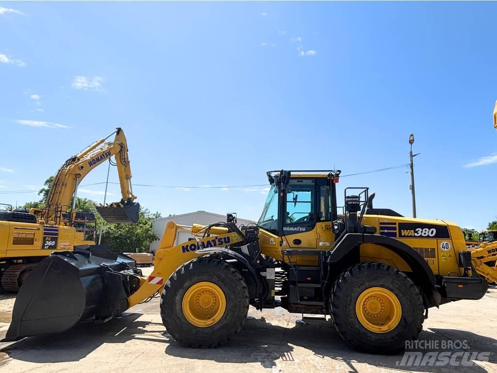 Komatsu WA380-8E0 Rataslaadurid
