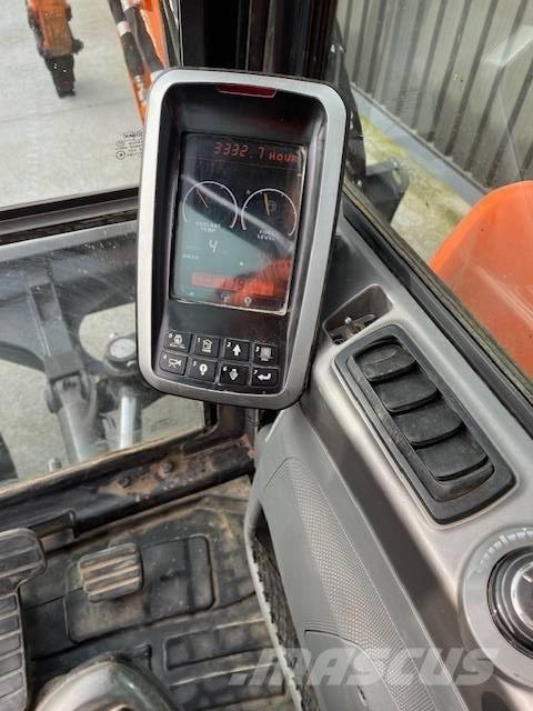 Doosan 85 Väikeekskavaatorid 7t-12t
