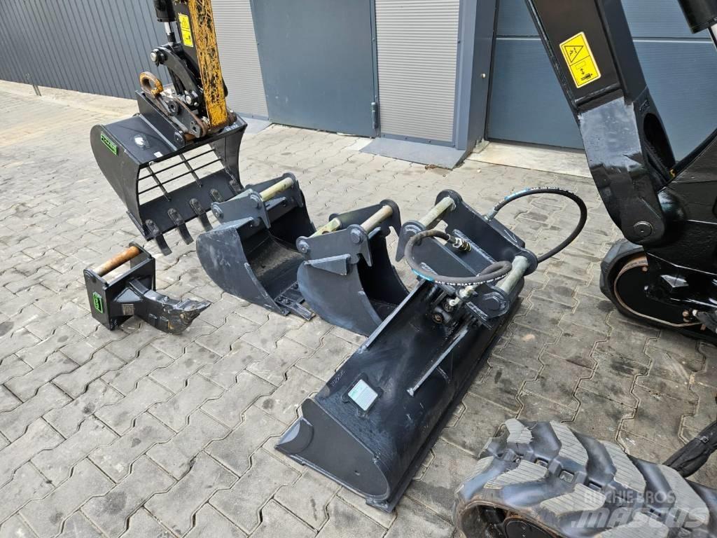 CAT 301.8 CR Miniekskavaatorid < 7 t