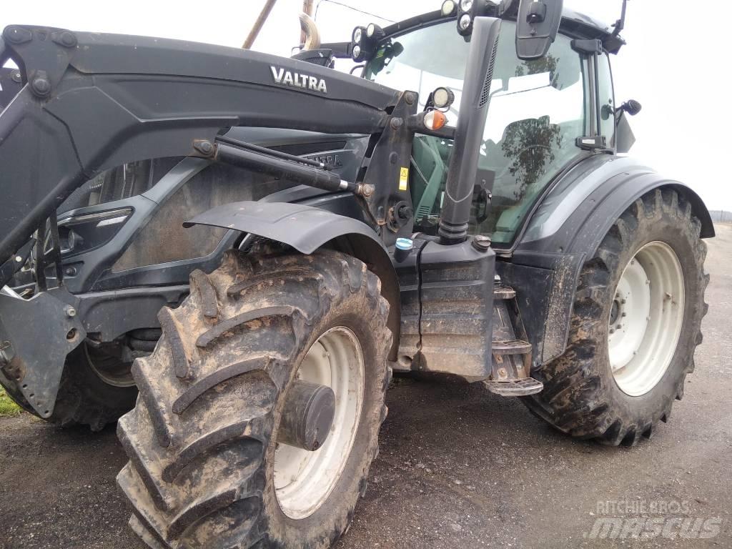 Valtra T 234 V Traktorid