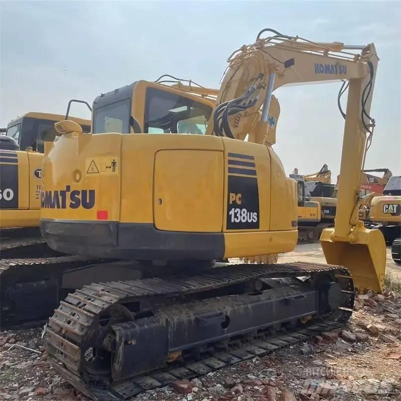 Komatsu PC 138 Roomikekskavaatorid
