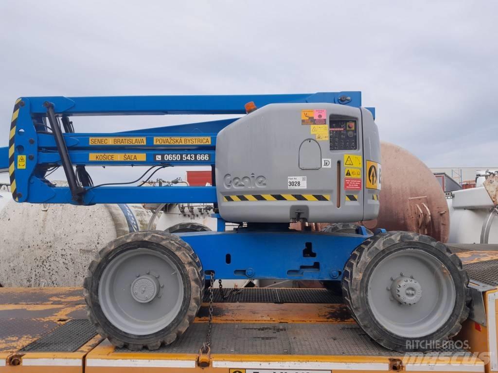 Genie Z 51/30 Iseliikuvad poomtõstukid