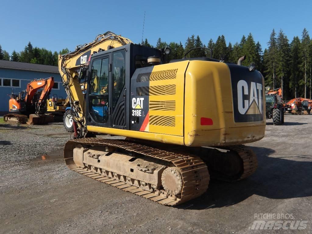 CAT 318 E L Roomikekskavaatorid
