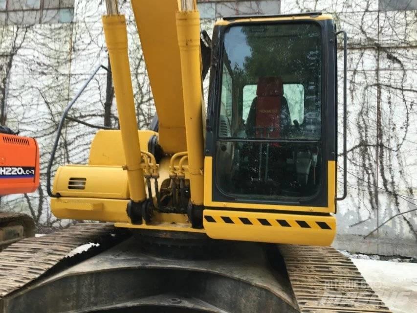 Komatsu PC 220-7 Roomikekskavaatorid