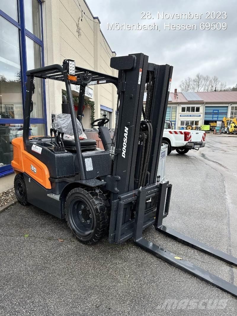 Doosan D30NXS Diiseltõstukid