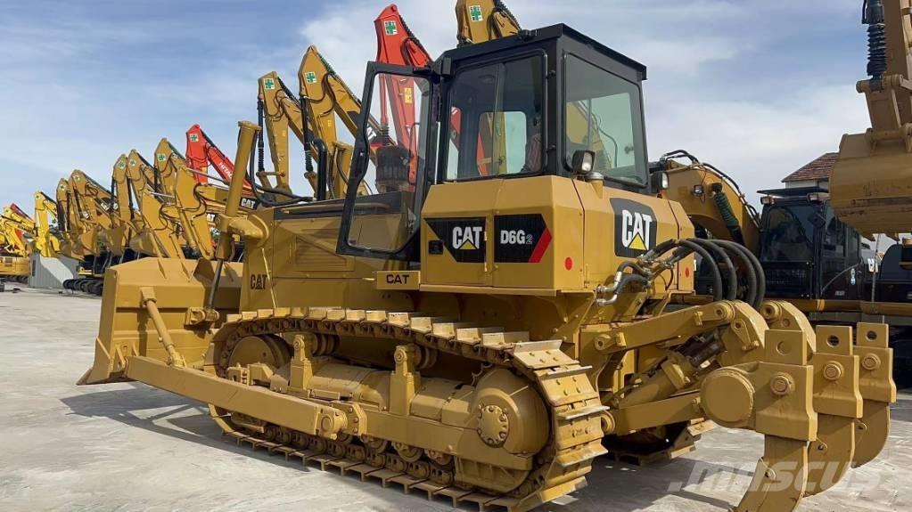 CAT D 6 G LGP II Buldooserid