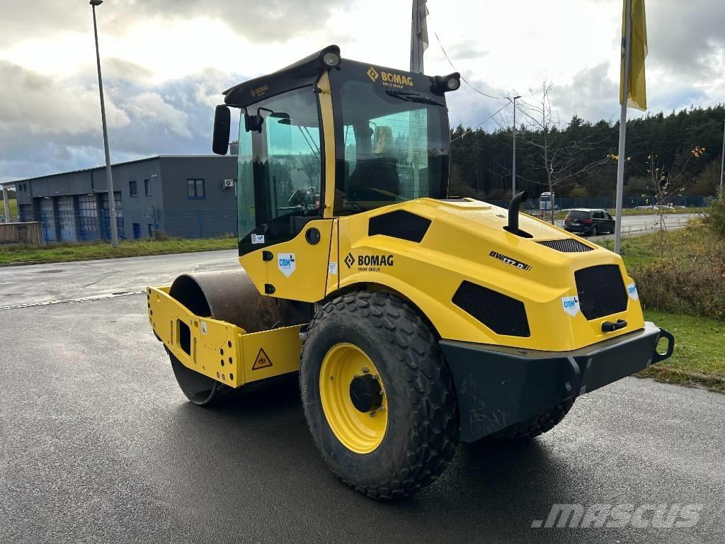 Bomag BW 177 D-5 Ühe trumliga rullid