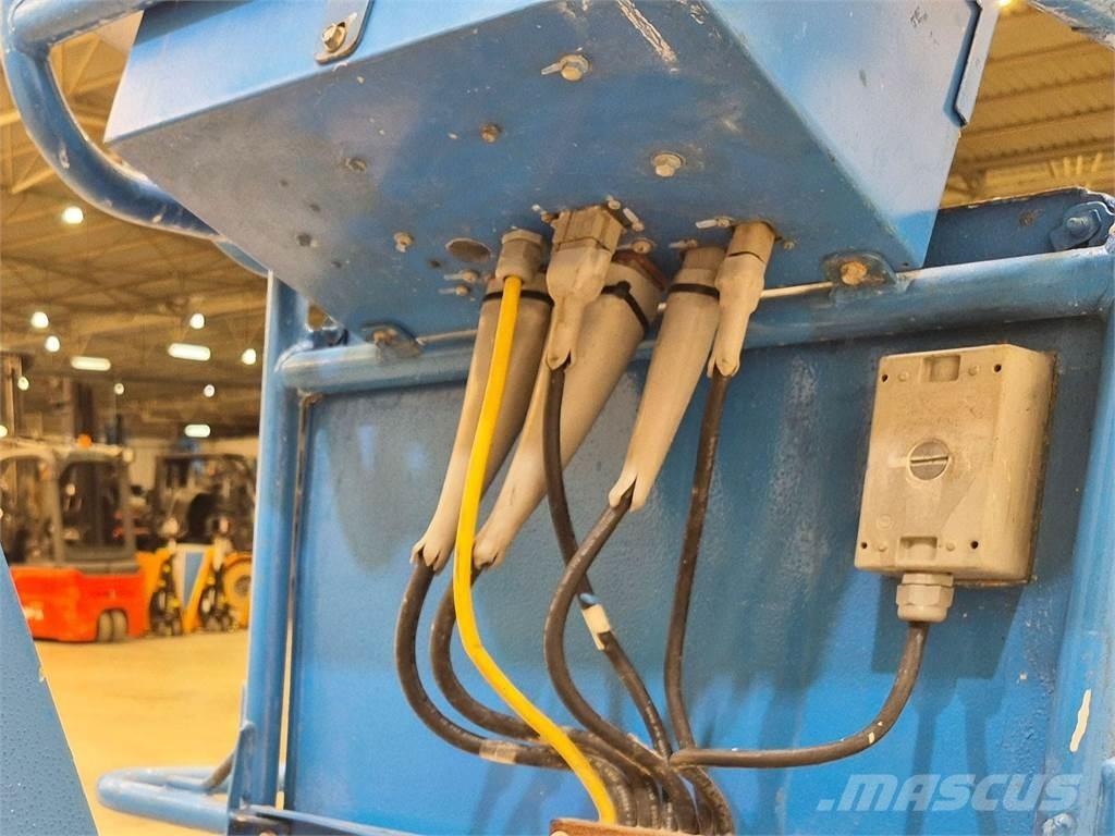 Genie Z30 20NRJ Iseliikuvad poomtõstukid