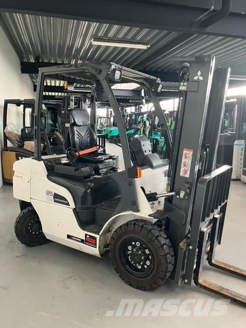 Mitsubishi FD25N3 Diiseltõstukid