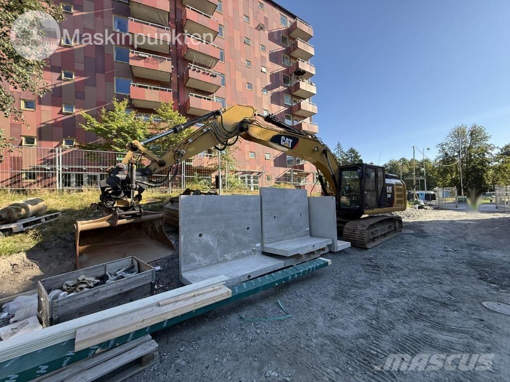 CAT 320 F L Roomikekskavaatorid