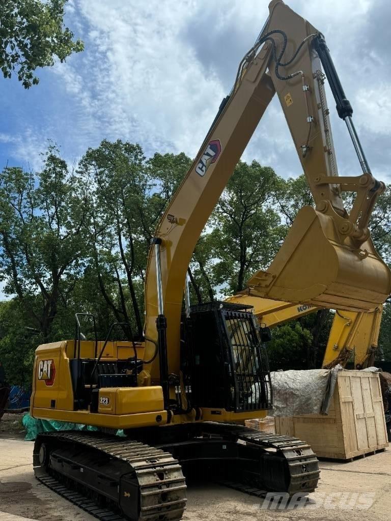 CAT 323 Väikeekskavaatorid 7t-12t