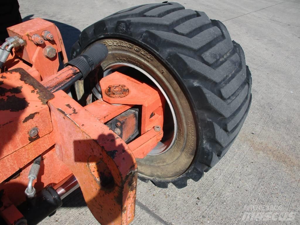 JLG 450 AJ (895) Kompaktsed poomtõstukid