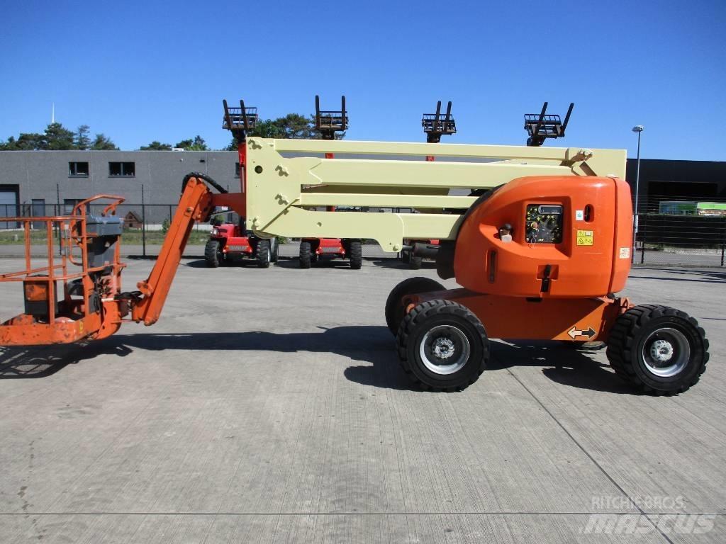 JLG 450 AJ (895) Kompaktsed poomtõstukid