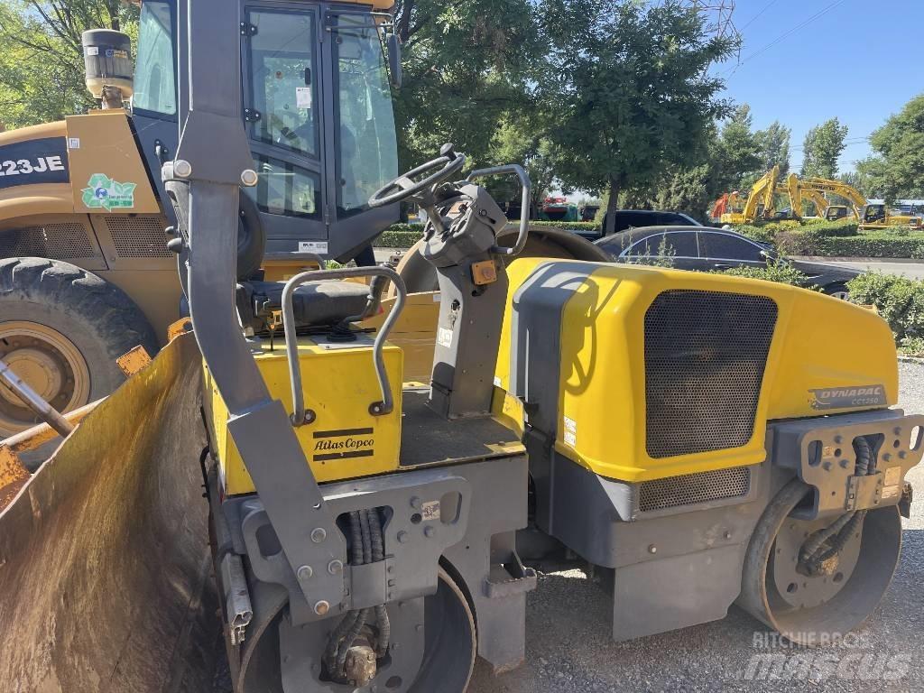 Dynapac CC 1250 Tandemrullid