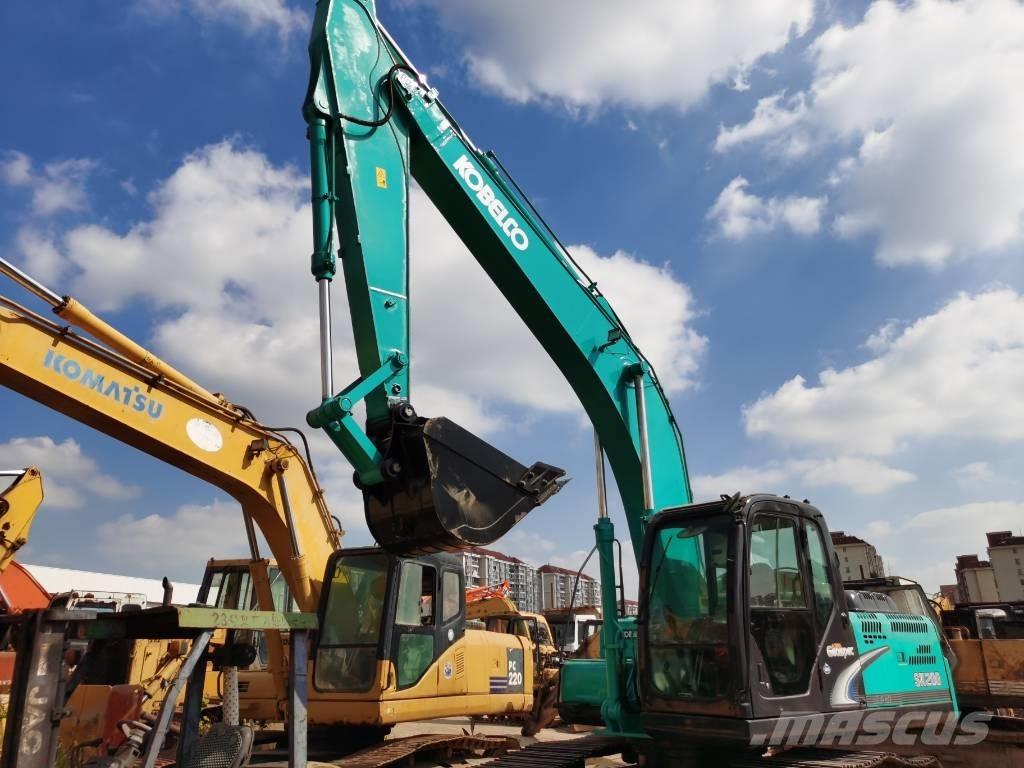 Kobelco SK 200 Roomikekskavaatorid