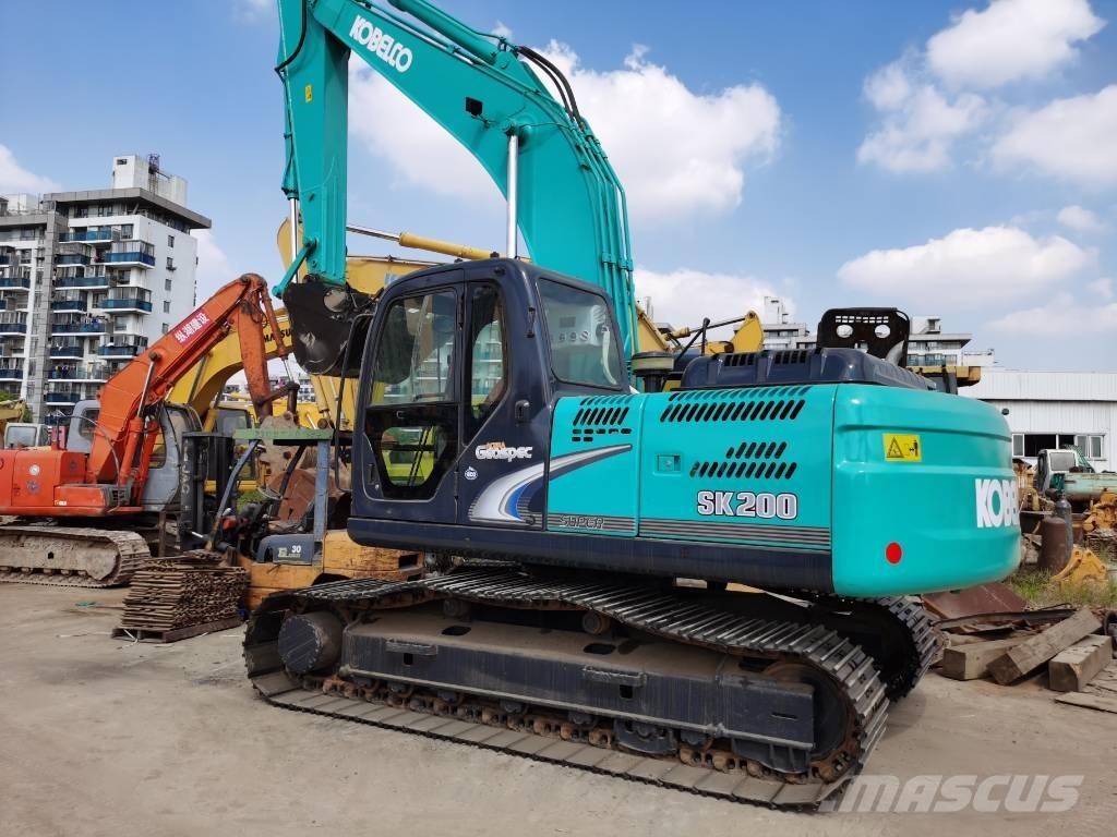 Kobelco SK 200 Roomikekskavaatorid