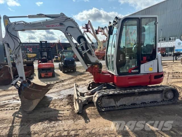 Takeuchi TB 257 FR Miniekskavaatorid < 7 t