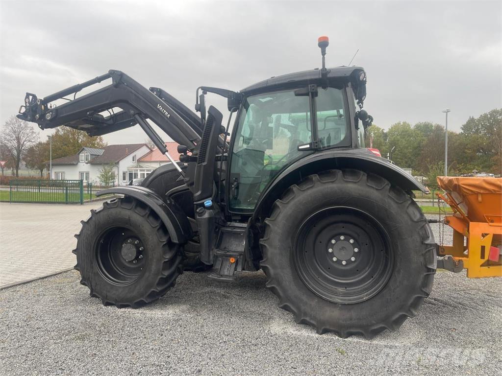 Valtra N 175 Traktorid