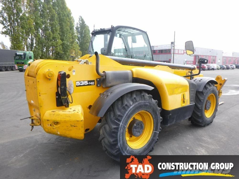 JCB 535-140 Hiviz Teleskooplaadurid