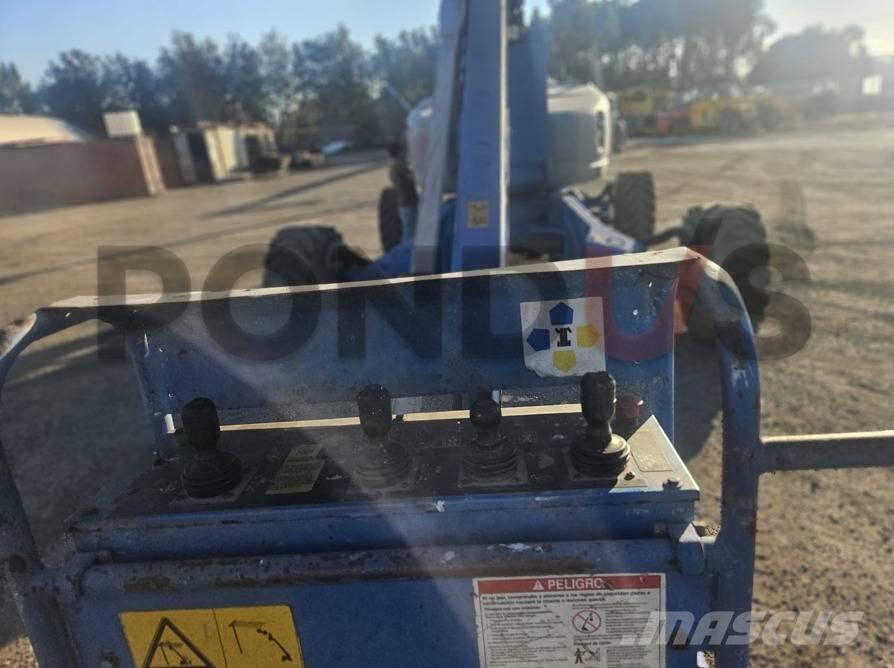 Genie Z 135 Iseliikuvad poomtõstukid