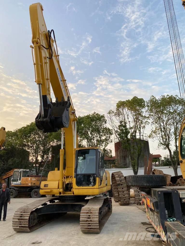 Komatsu PC 220 Roomikekskavaatorid