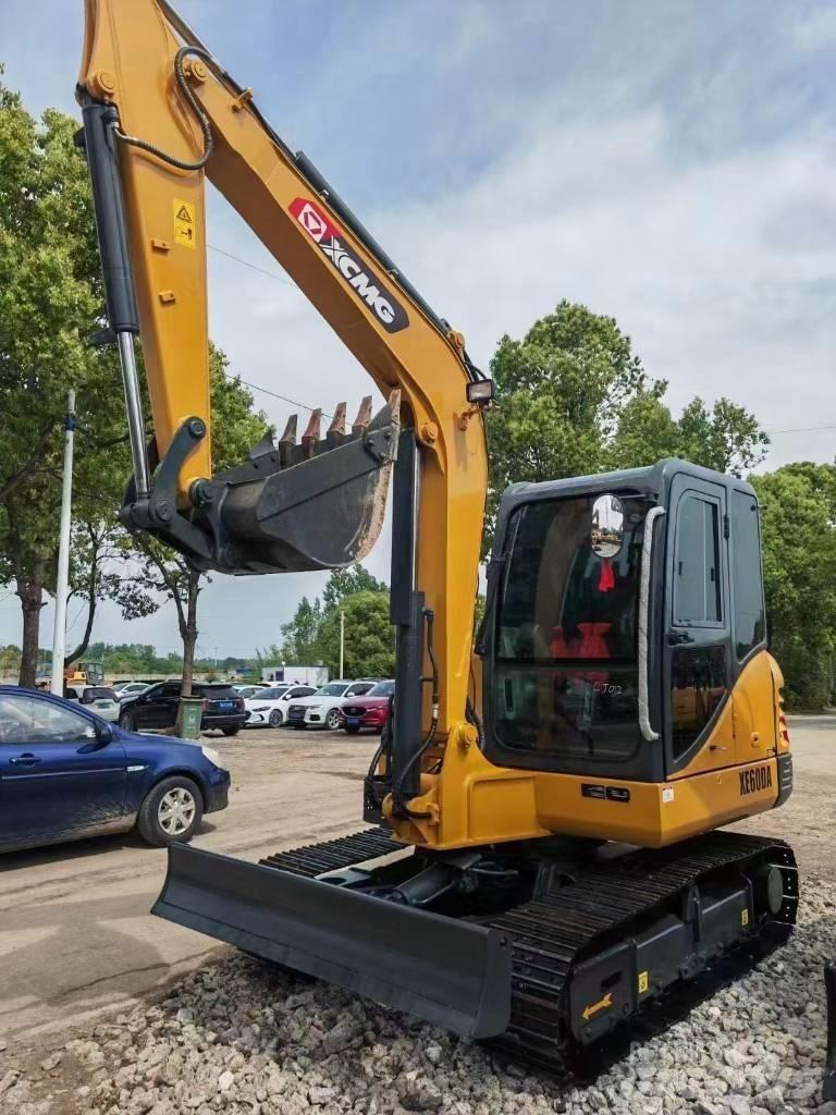 XCMG XE 60 DA Roomikekskavaatorid