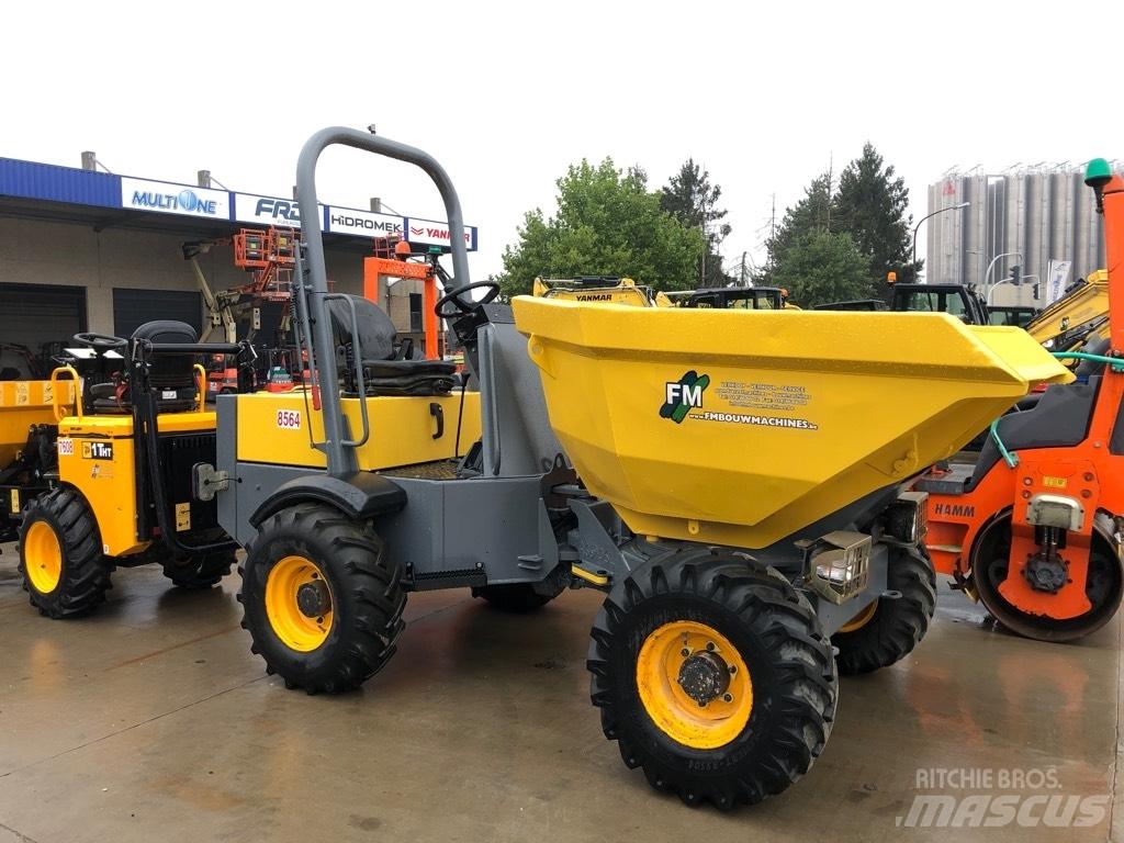 JCB 3TSTM Väikekallurid