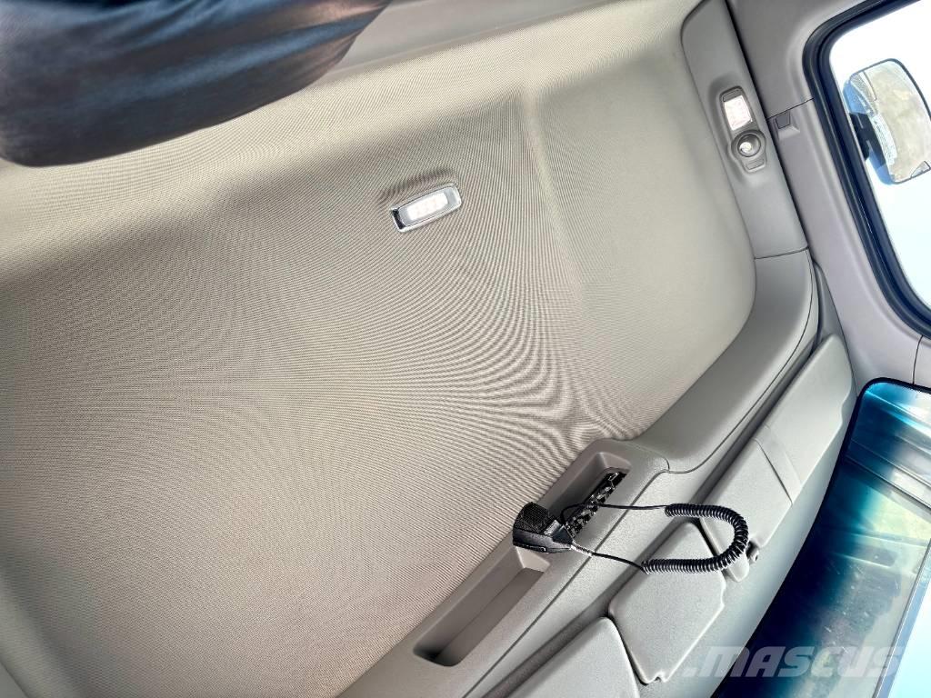 Peterbilt 567 Sadulveokid