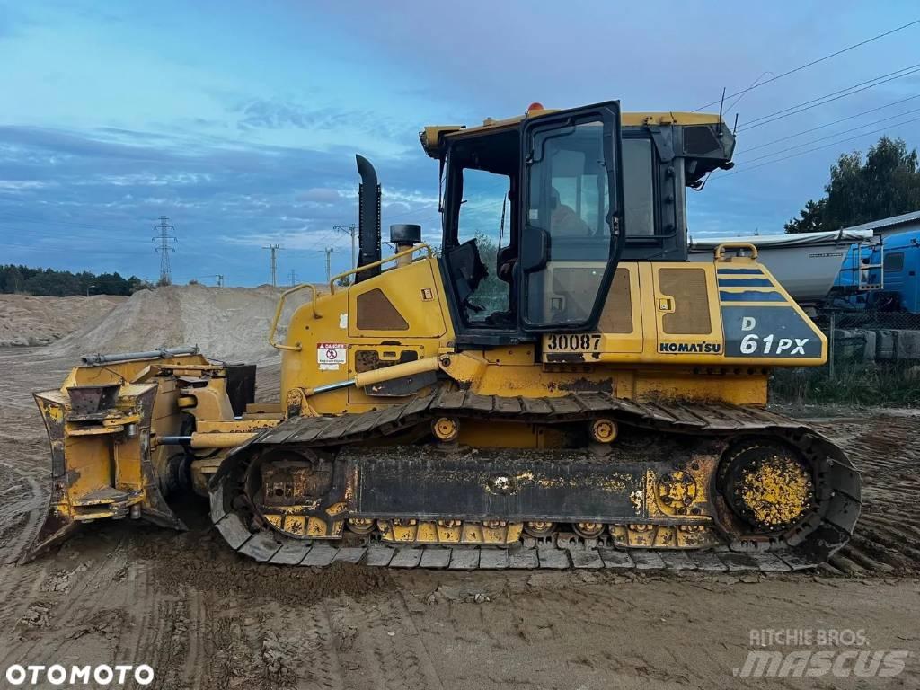 Komatsu D 61 PX-23 Buldooserid