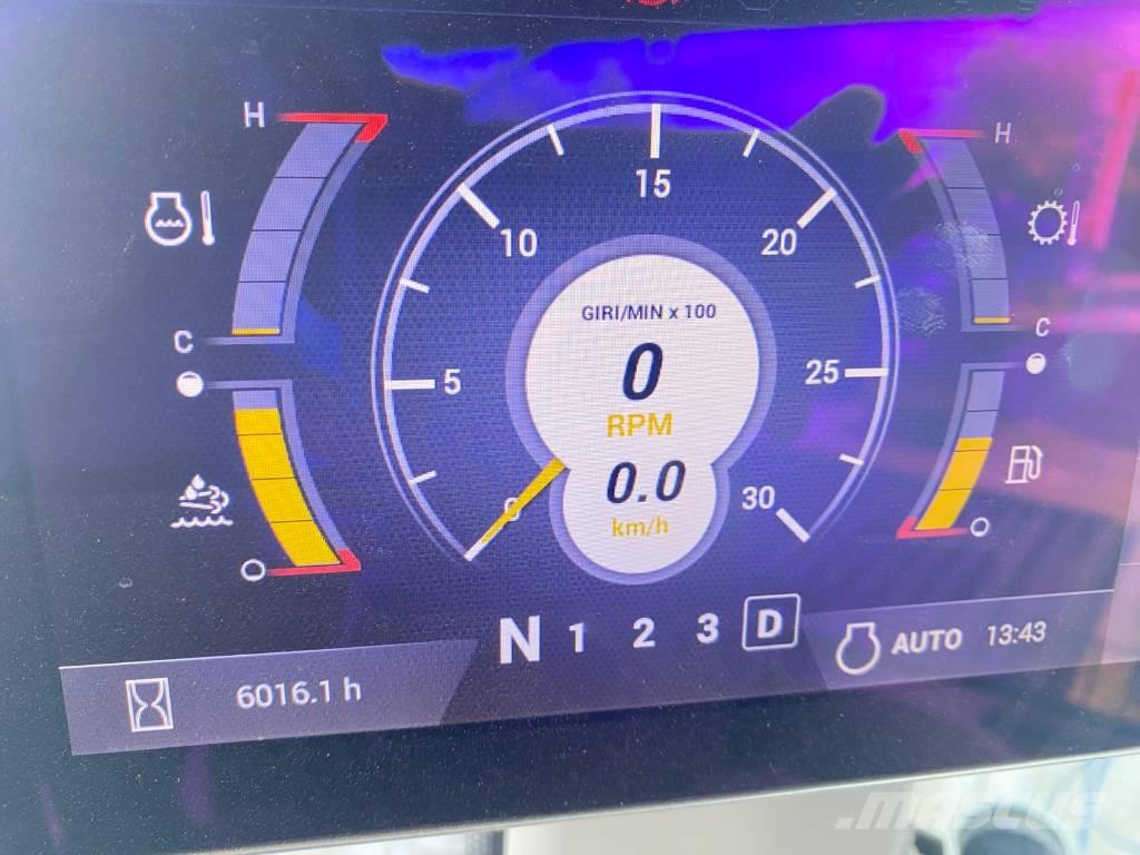 CASE 821G Rataslaadurid