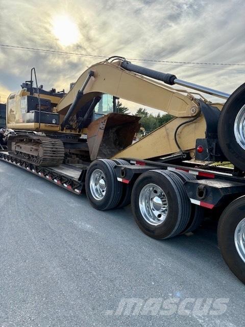 CAT 320E Roomikekskavaatorid