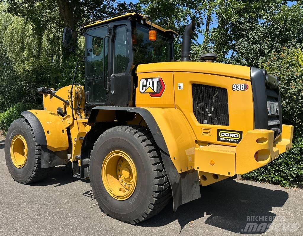 CAT 938 Rataslaadurid